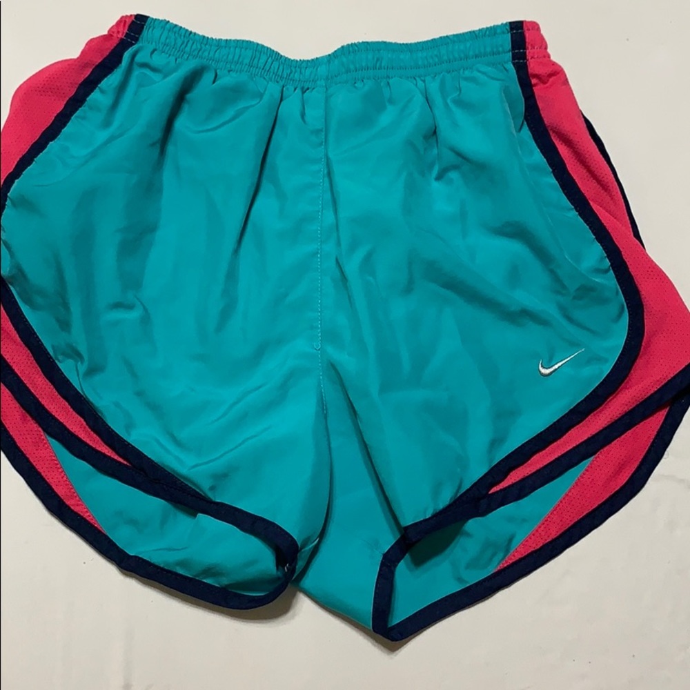 Nike dri fit shorts Sz small - Picture 1 of 3